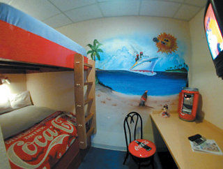 Nassau Palm Hotel Bagian luar foto
